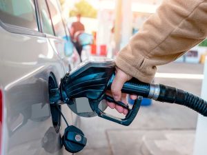  La benzina è sempre più cara, quindi è importante trovare un modo per risparmiare il consumo